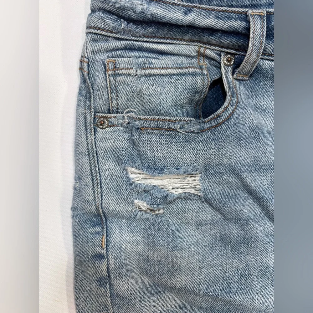 American Eagle Outfitters Stretch Mom Jean